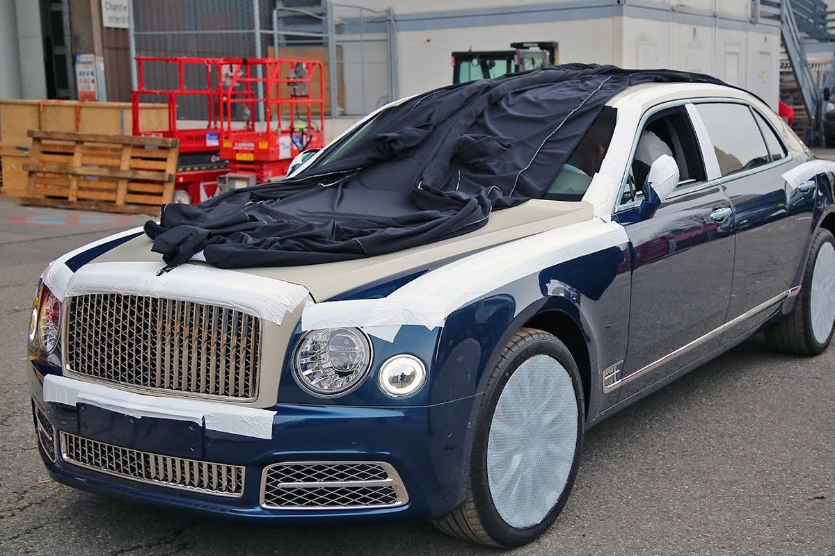 Lo dien Bentley Mulsanne dat vang Hallmark Series-Hinh-3